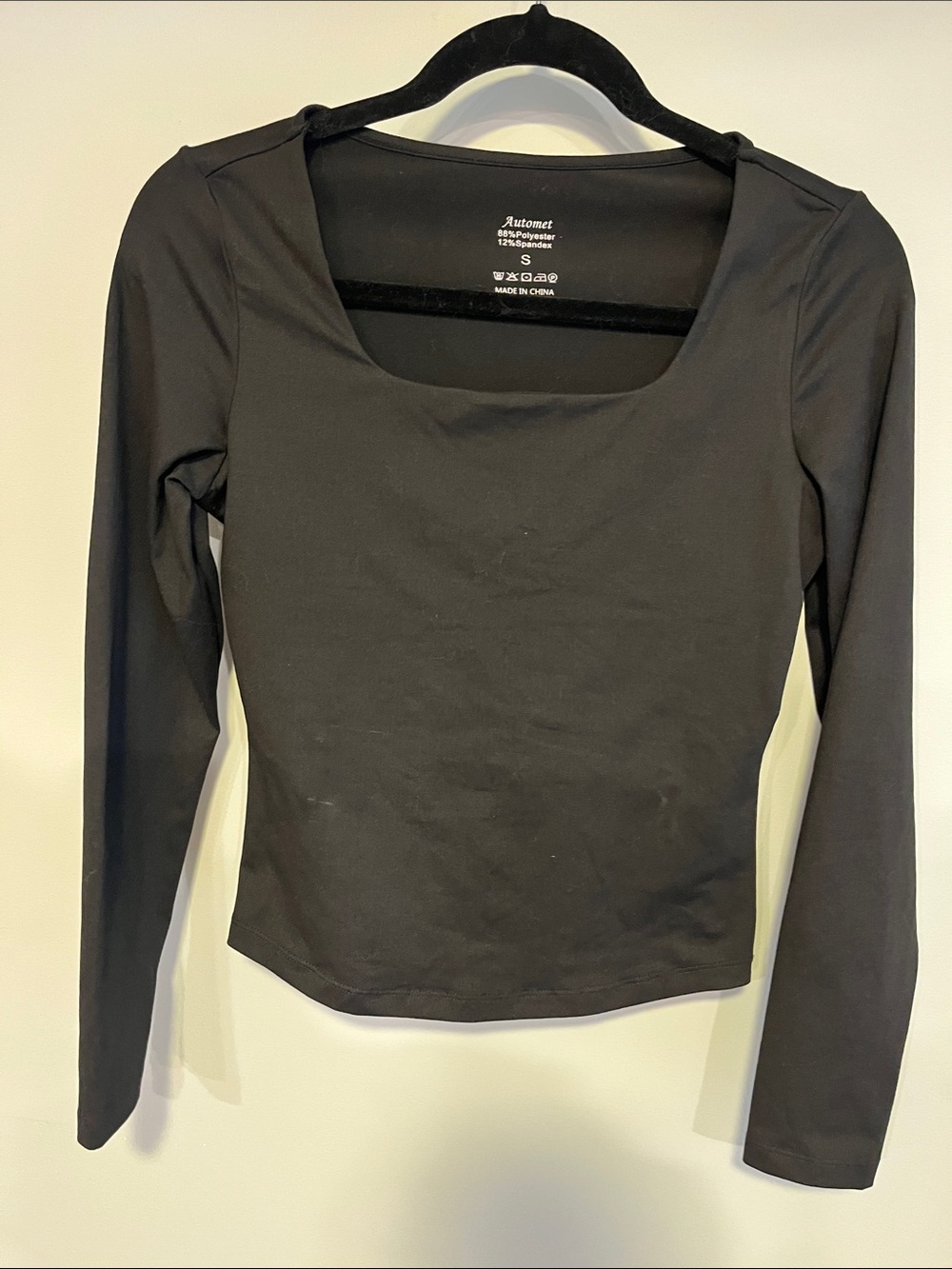 Automet Women's Black Long Sleeve Scoop Neck Top Size Small